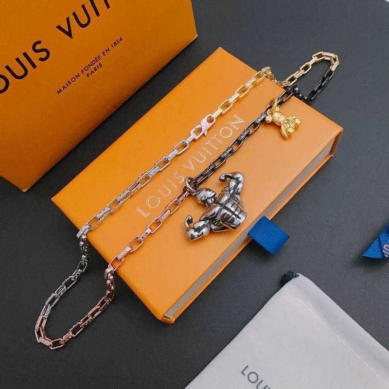 LV Necklaces 126